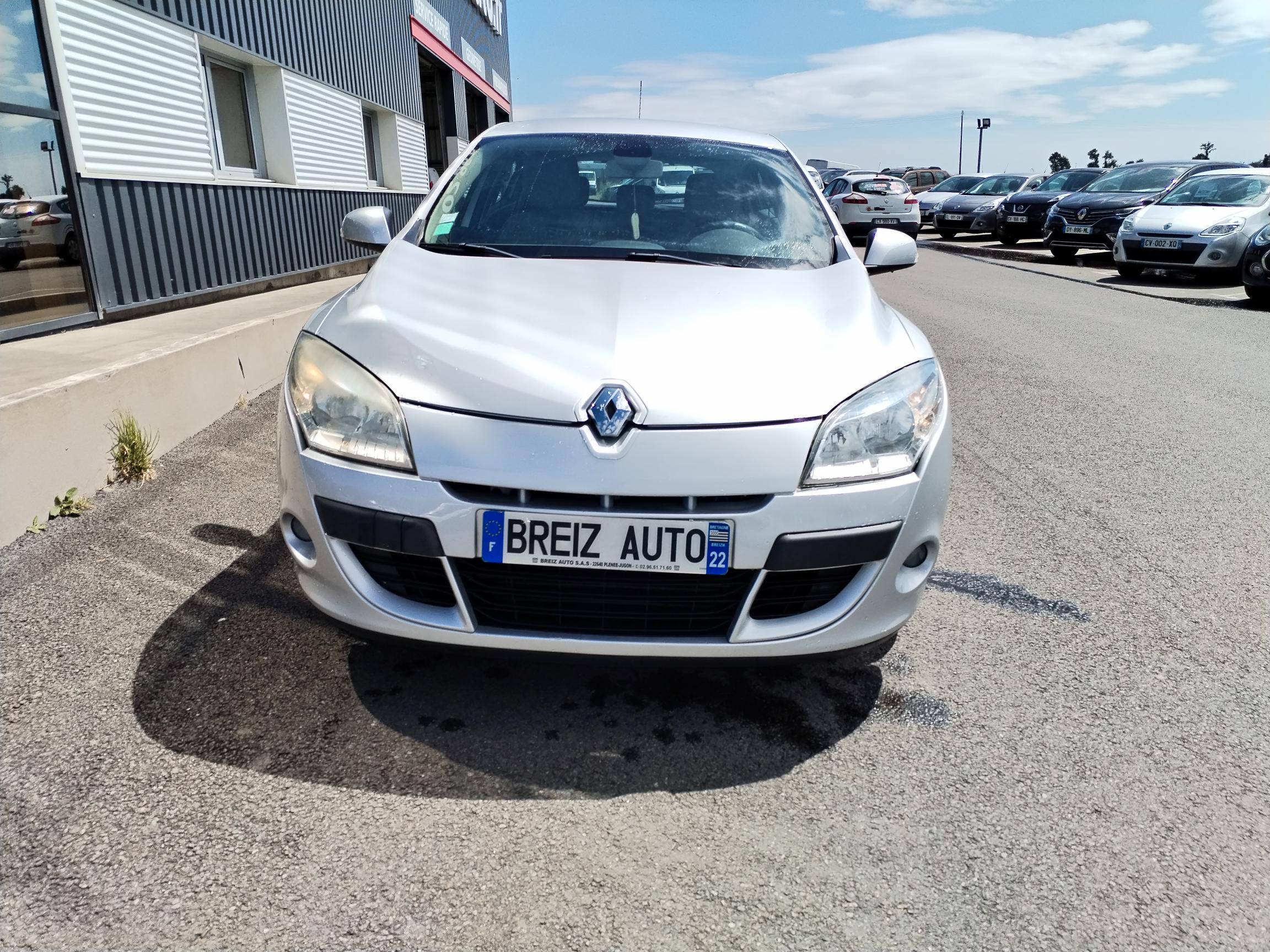 RENAULT  MEGANE III               